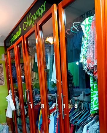 Interior de la tienda Confecciones Fernando Mayorga en Bucaramanga